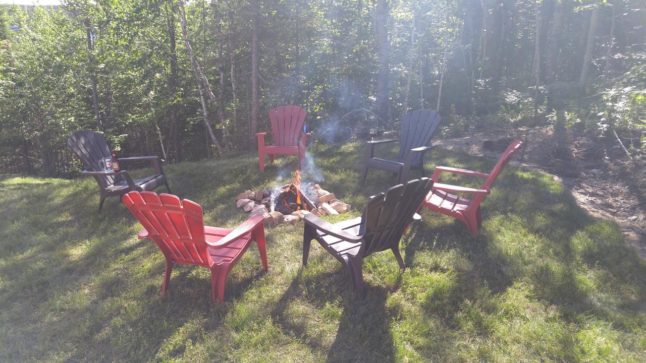 Residence Touristique Lodge Des Bois Saint-Felix-d'Otis ภายนอก รูปภาพ