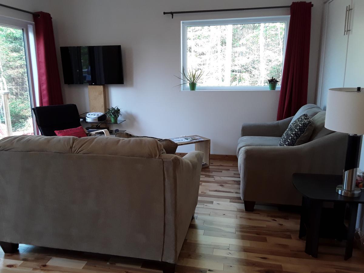 Residence Touristique Lodge Des Bois Saint-Felix-d'Otis ภายนอก รูปภาพ