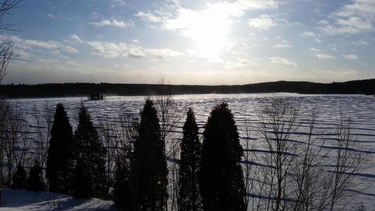 Residence Touristique Lodge Des Bois Saint-Felix-d'Otis ภายนอก รูปภาพ